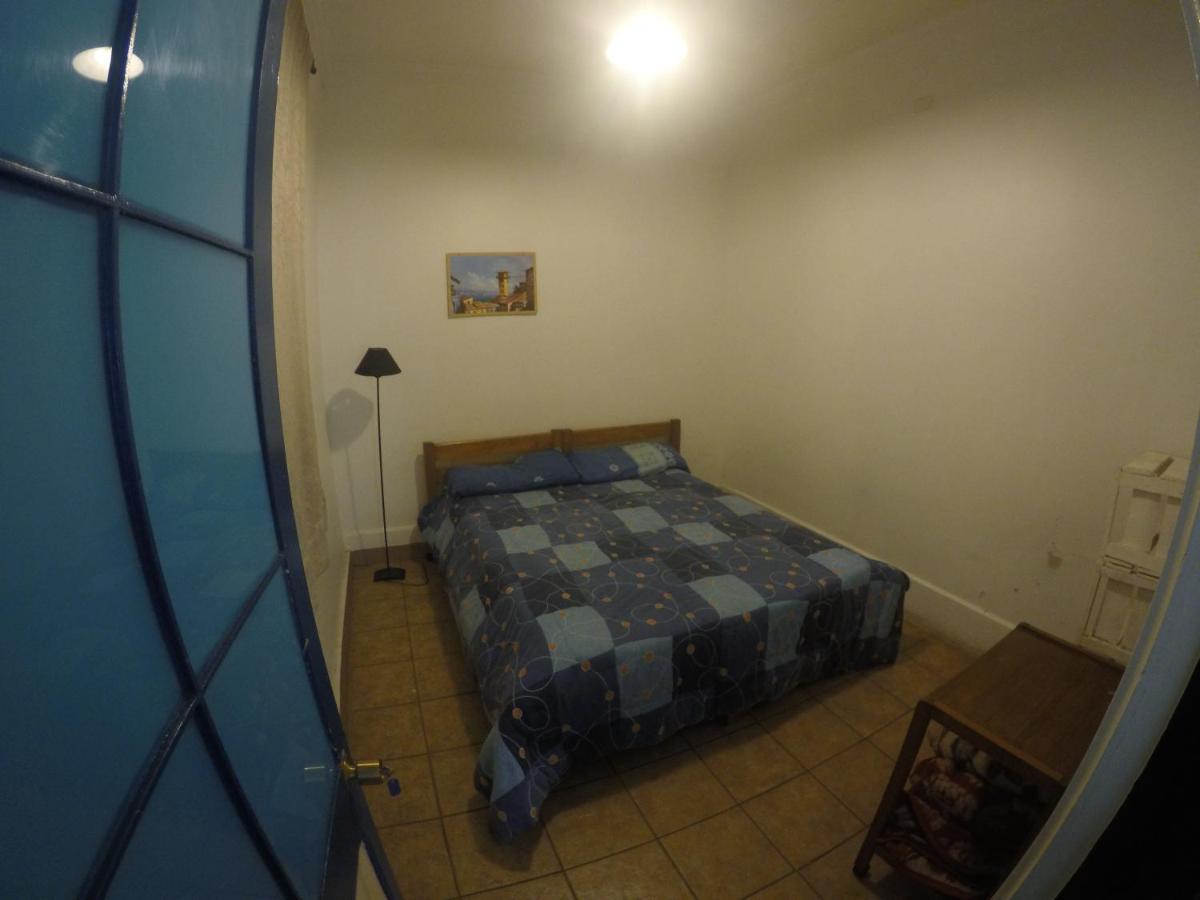 Lemuria Hostel فالبارايسو المظهر الخارجي الصورة