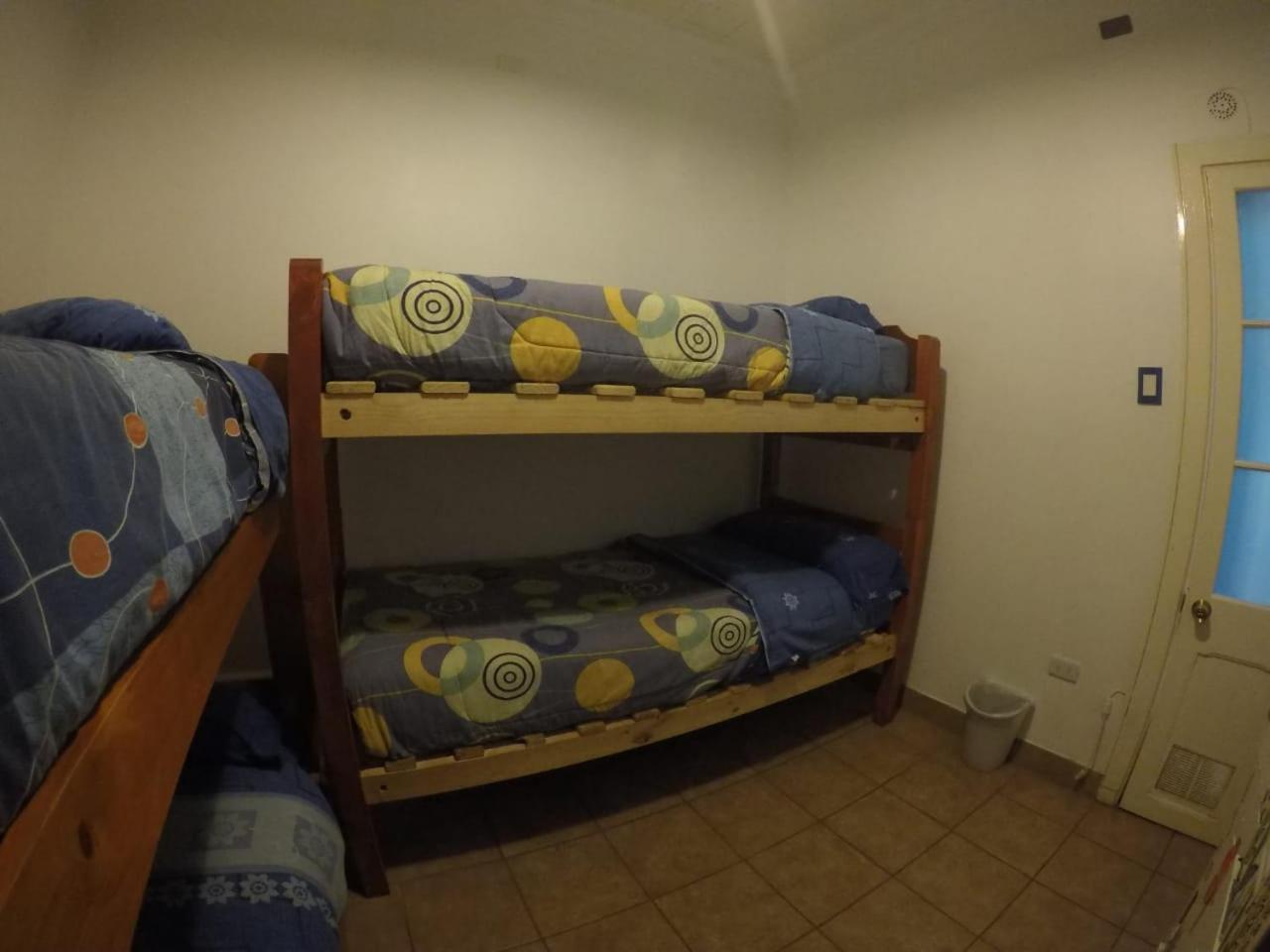Lemuria Hostel فالبارايسو المظهر الخارجي الصورة