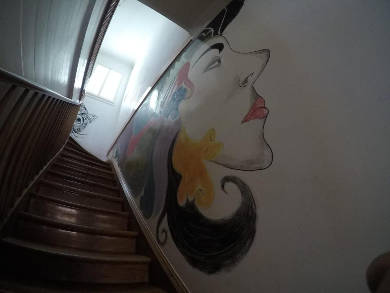 Lemuria Hostel فالبارايسو المظهر الخارجي الصورة